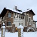 Проект двухэтажного дома из кирпича в стиле барокко с цокольным этажом и вторым светом, с площадью до 550 кв м